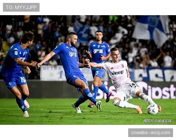 受暴雨影响,都灵对阵萨勒尼塔纳的比赛延期举行。 受暴雨影响,都灵对阵萨勒尼塔纳的比赛延期举行。